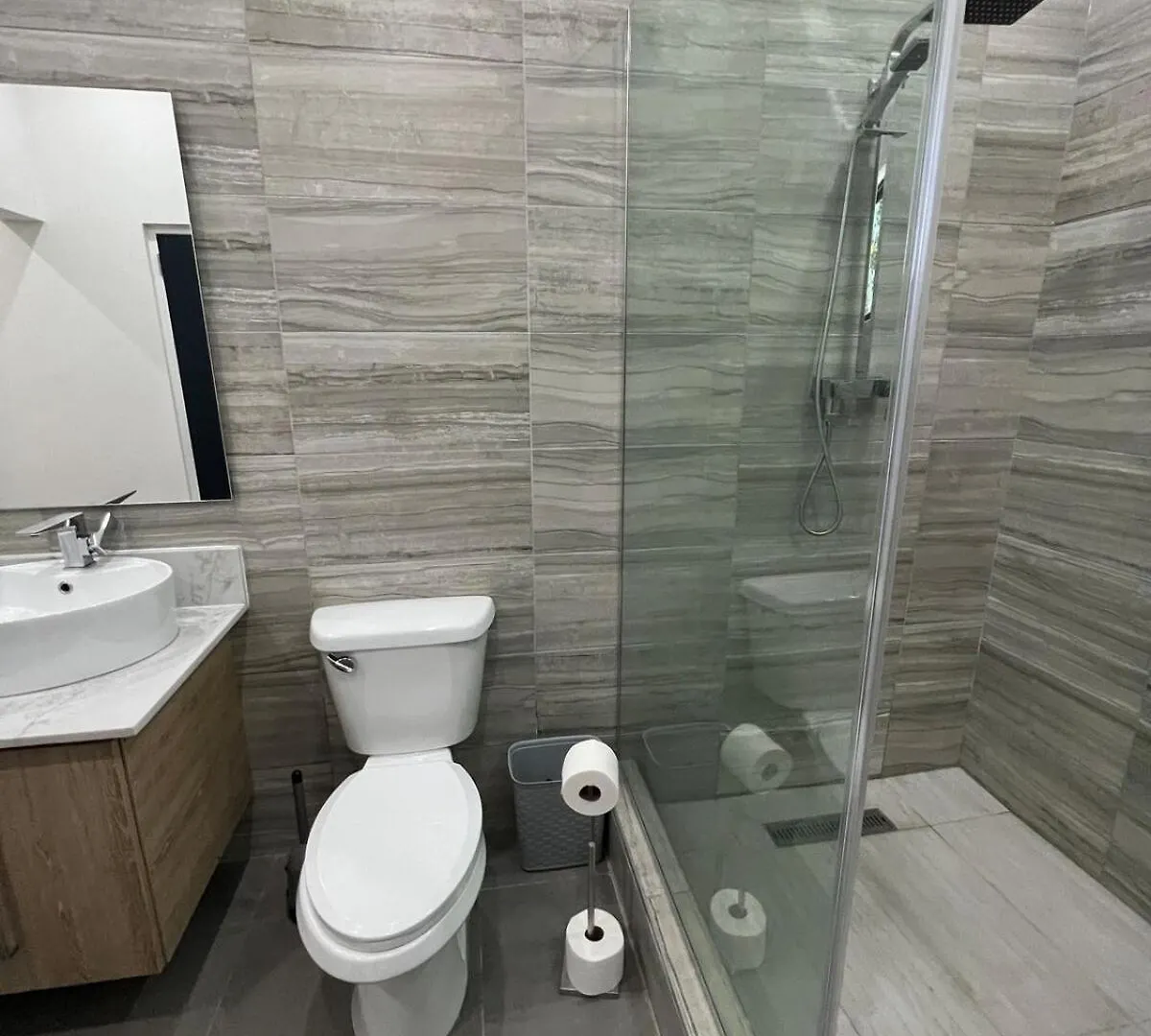 Luxury Executive Condo Runaway Bay