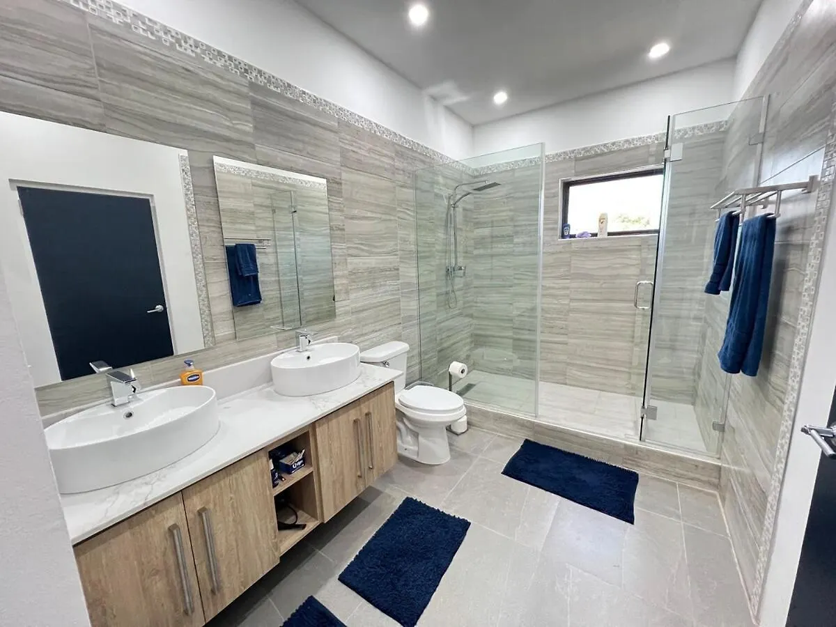 公寓 Luxury Executive Condo 拉纳韦贝
